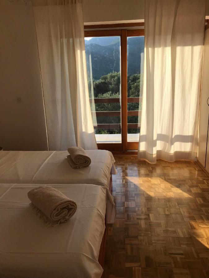 Six Bedroom Holiday Home Matea Ploce  Bagian luar foto