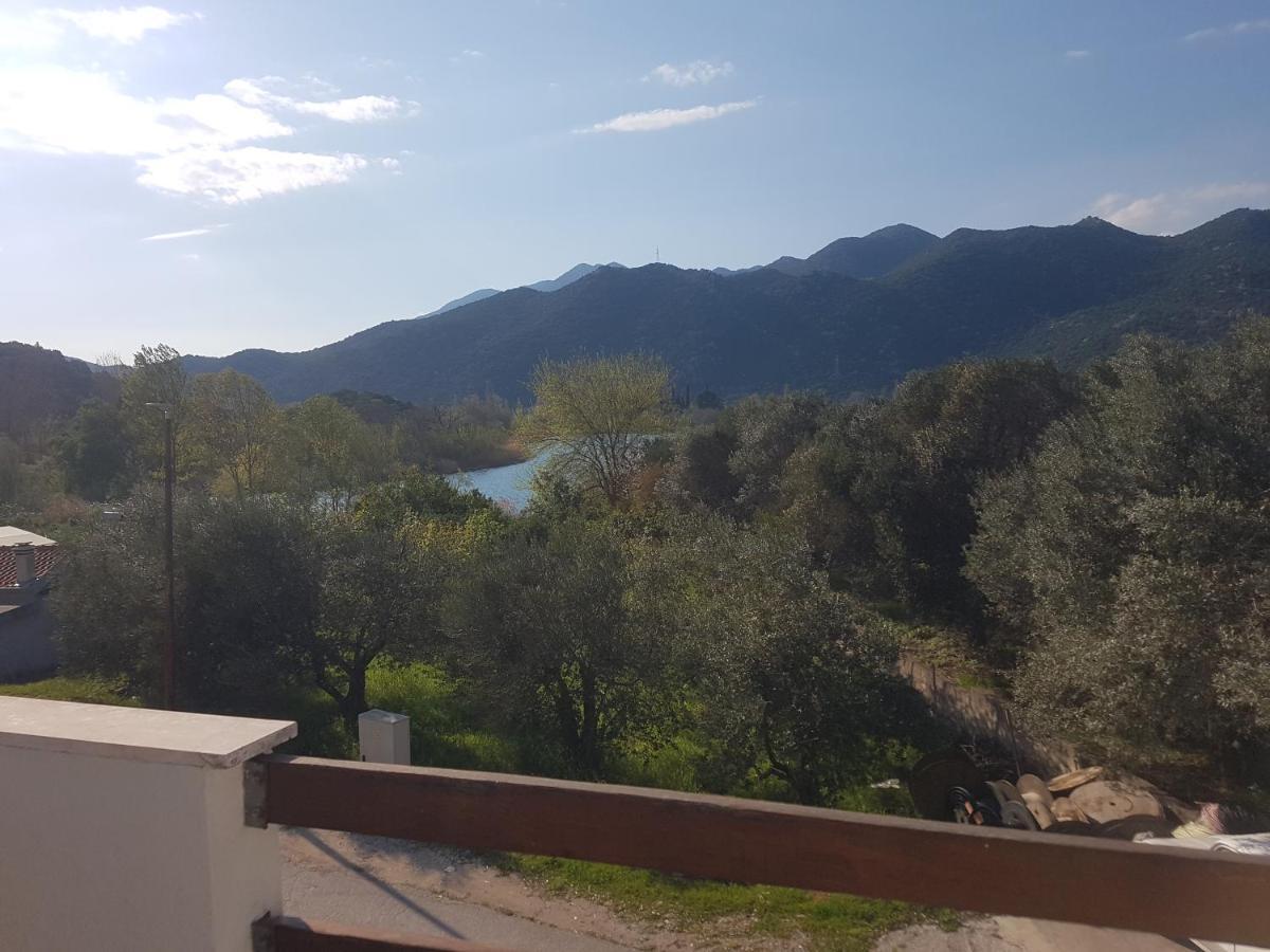 Six Bedroom Holiday Home Matea Ploce  Bagian luar foto