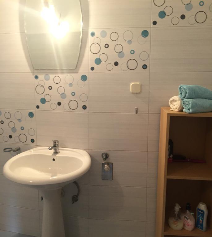 Six Bedroom Holiday Home Matea Ploce  Bagian luar foto